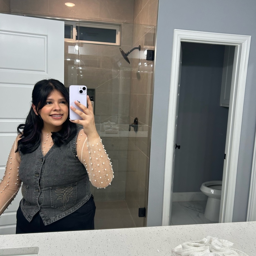 Mesh pearl long sleeve top